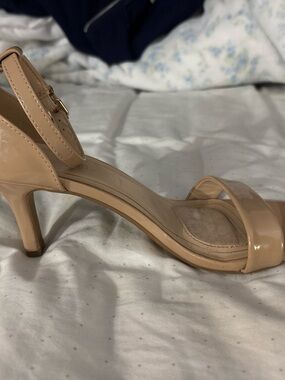Women's Nude Patent Ankle-Strap Mid Heel Sandal